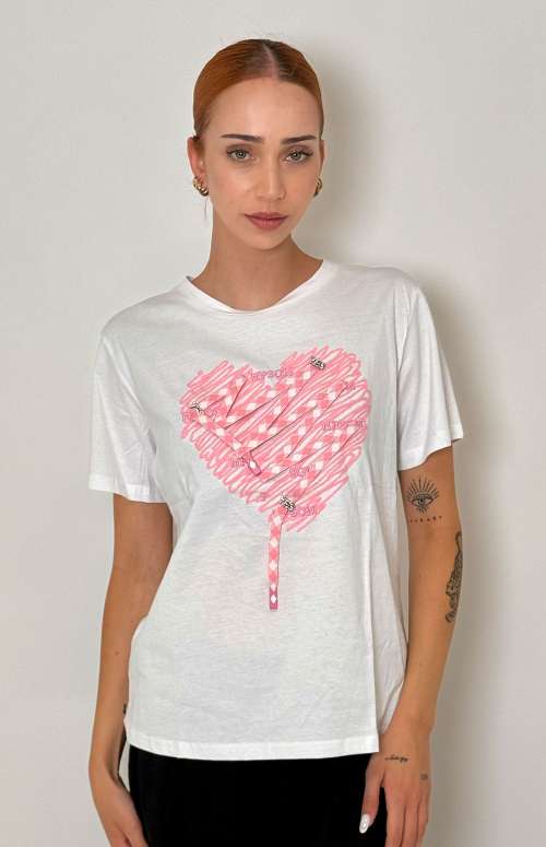 T-SHIRT WITH HEART PRINT | WHITE