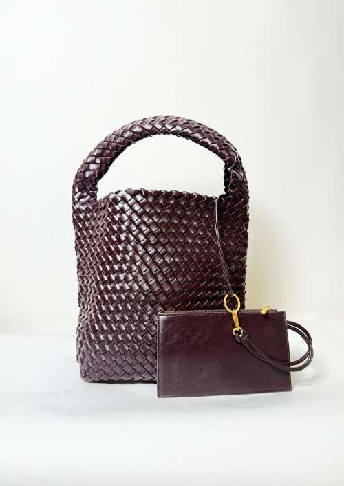 WOVEN TOTE HANDBAG WITH INNER BAG