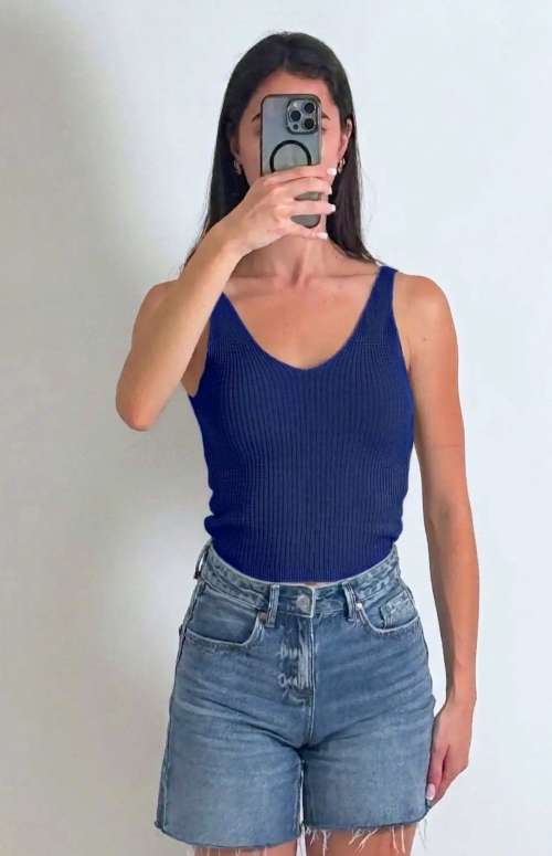 KNITTED V-NECK TANK TOP