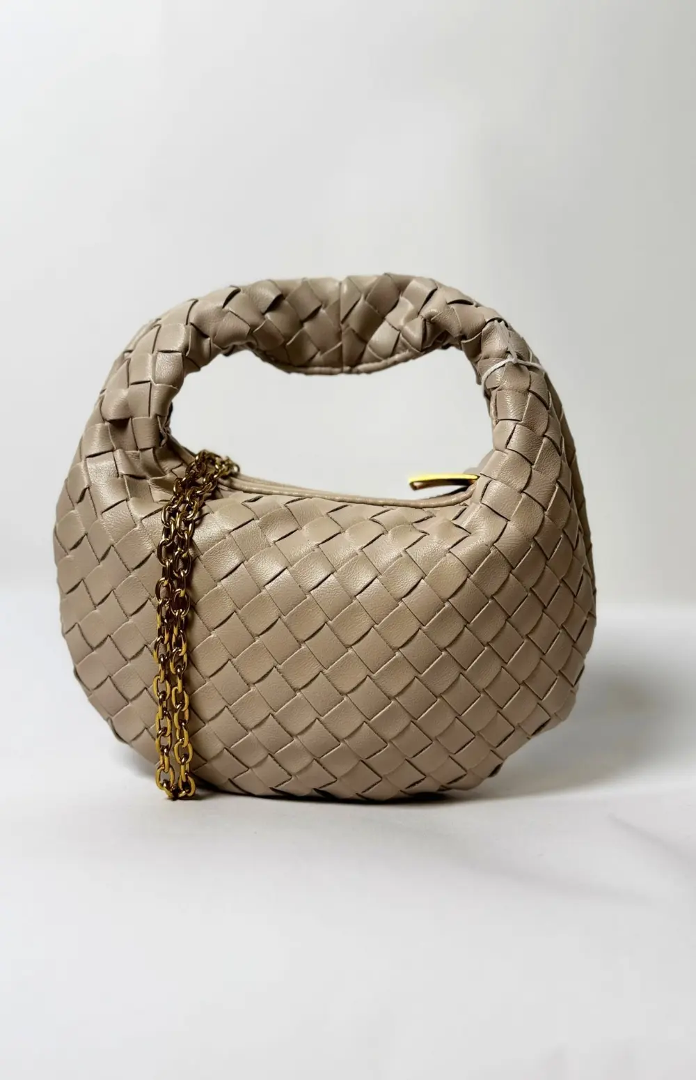 WOVEN SMALL HAND BAG