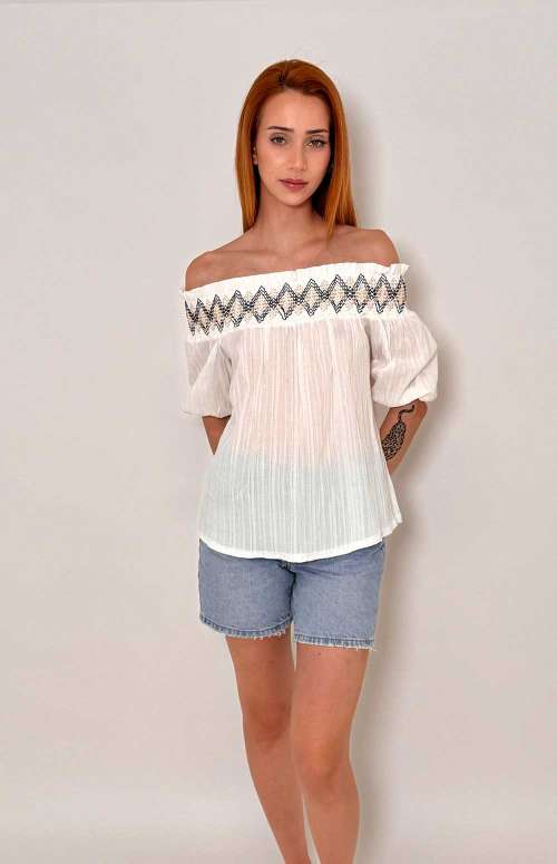 OFF THE SHOULDER BLOUSE