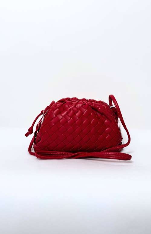 WOVEN CROSS BODY BAG | RED