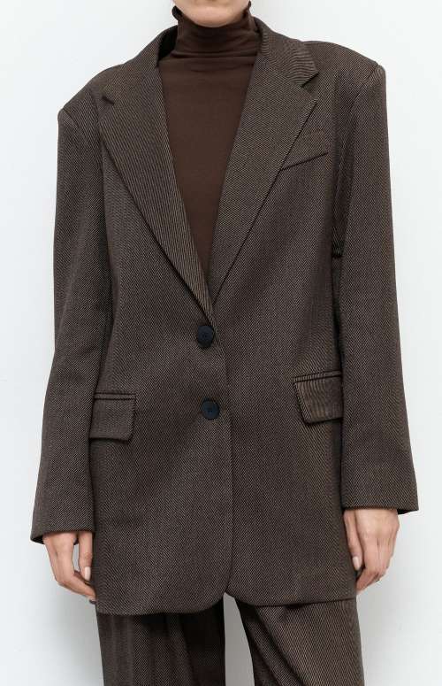 OVERSIZED BLAZER WITH LAPEL NECKLINE