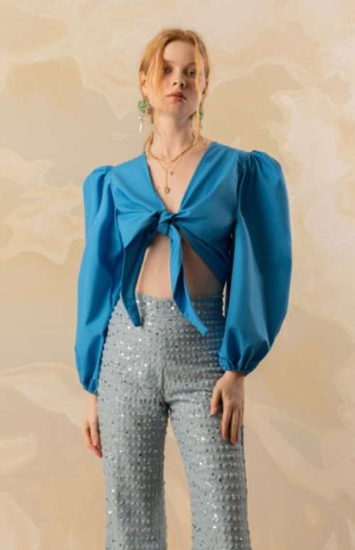 TIE TOP