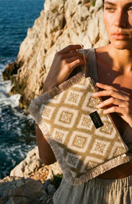 JUICY CLUTCH ARHONTISSA