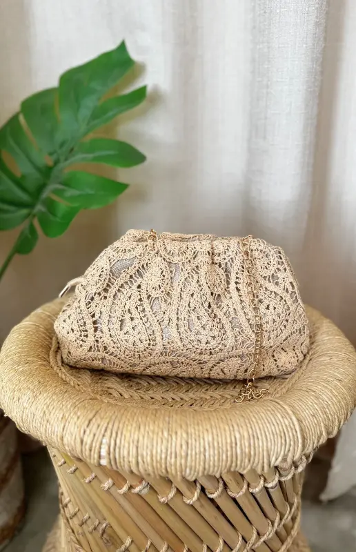 CROCHET LOOK SMALL CLUTCH