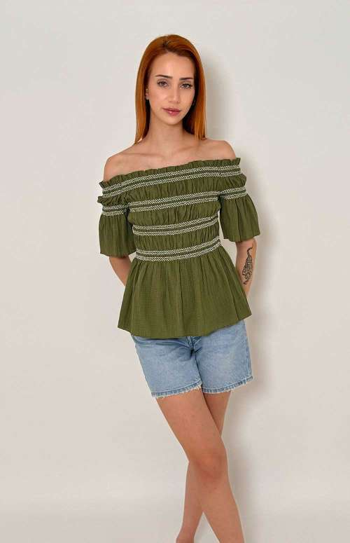 OFF THE SHOULDER BLOUSE
