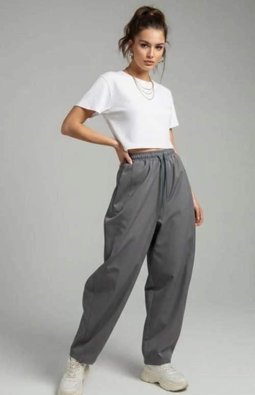 JOGGER WITH DRAWSTRING