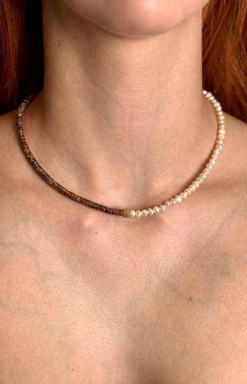 FRESH WATER PEARL NECKLACE IRIDESCENT COLORFUL BEADS