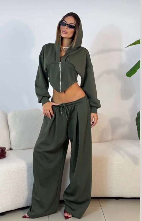 CO-ORD TRACKSUIT | CROP JACKET & SWEATPANTS