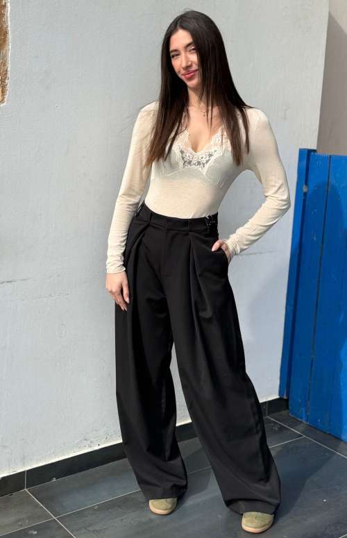 STRAIGHT LEG TROUSERS | BLACK