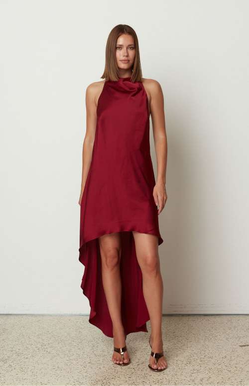 SLEEK ASYMMETRIC DRESS