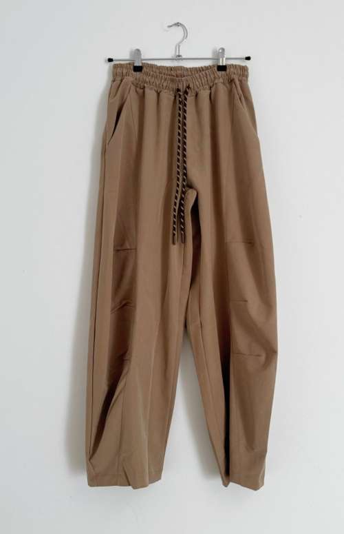 WIDE LEG BARREL TROUSERS WITH DRAWSTRING