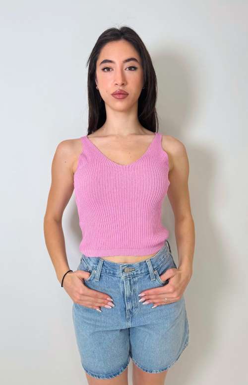 KNITTED V-NECK TANK TOP