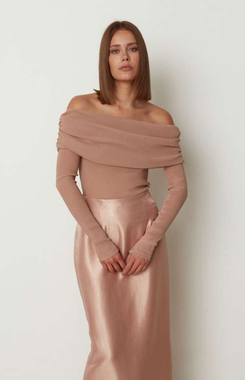 OFF SHOULDER BLOUSE