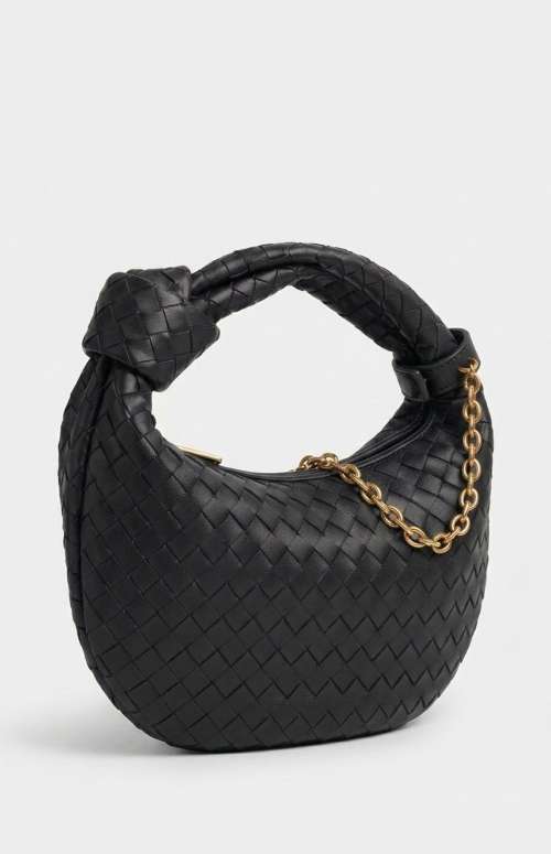WOVEN BAG WITH KNOT HANDLE