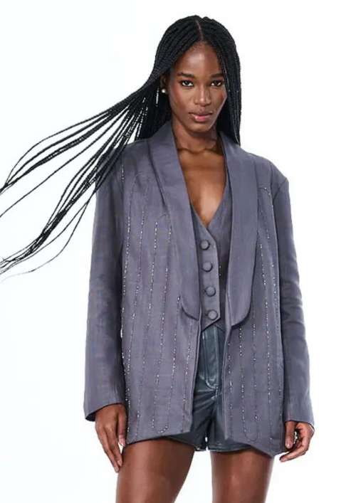 EMBROIDERED BLAZER