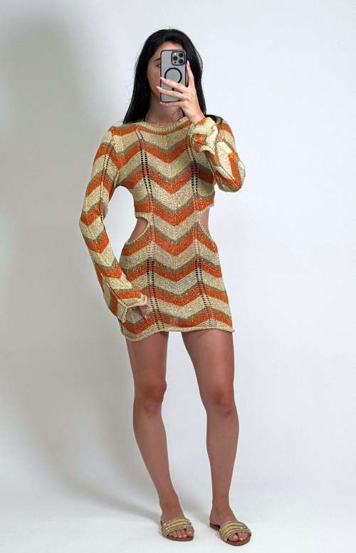 KNIT LONG SLEEVE DRESS WITH CUT OUTS