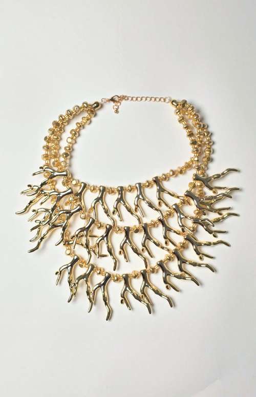 CORAL BRANCH STATEMENT NECKLACE