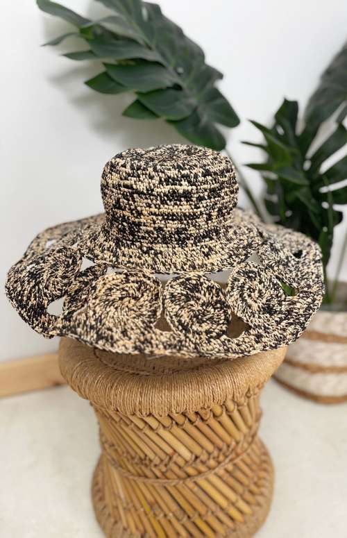RAFFIA CROCHET ROUND HAT
