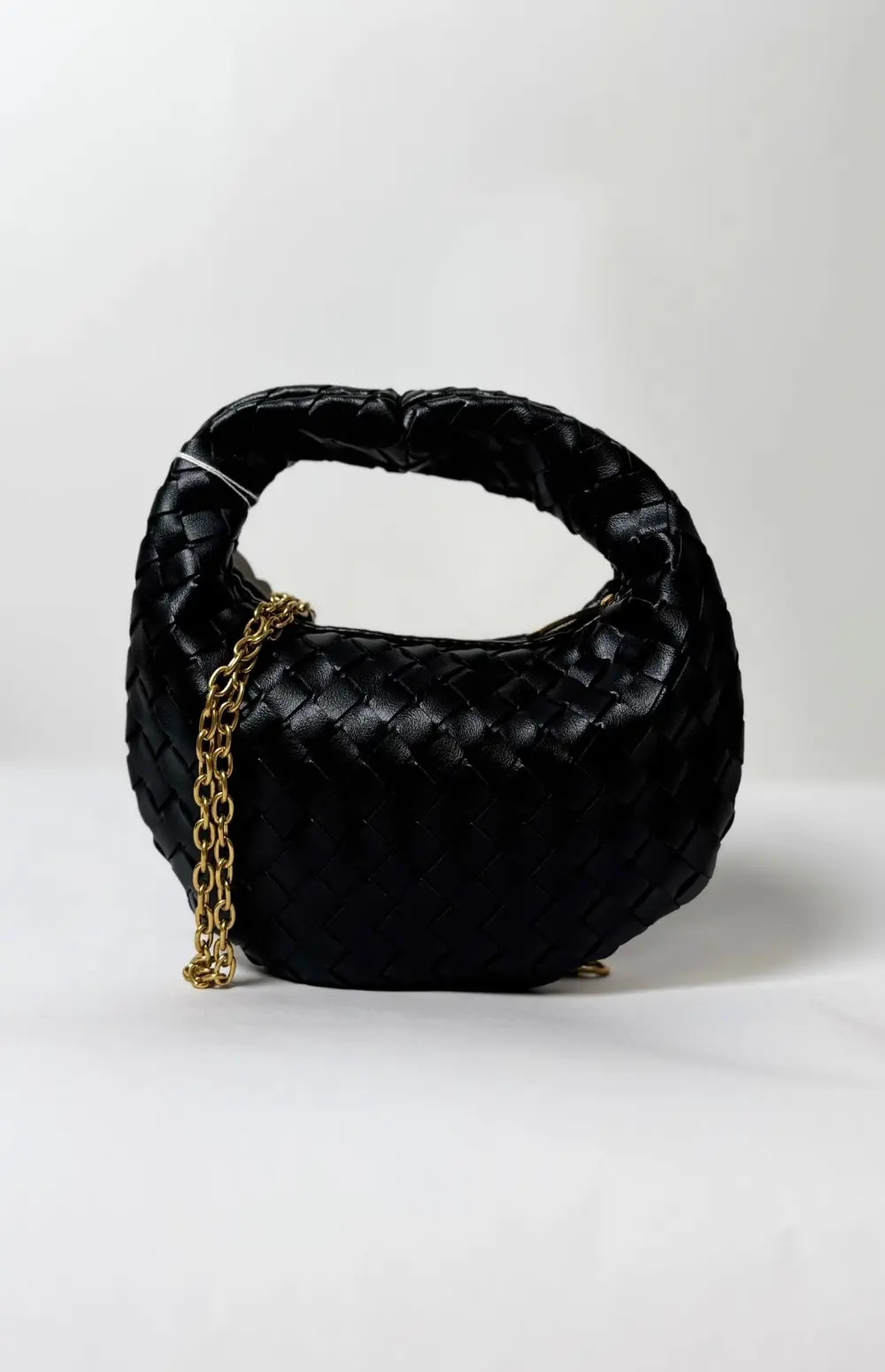 WOVEN SMALL HAND BAG