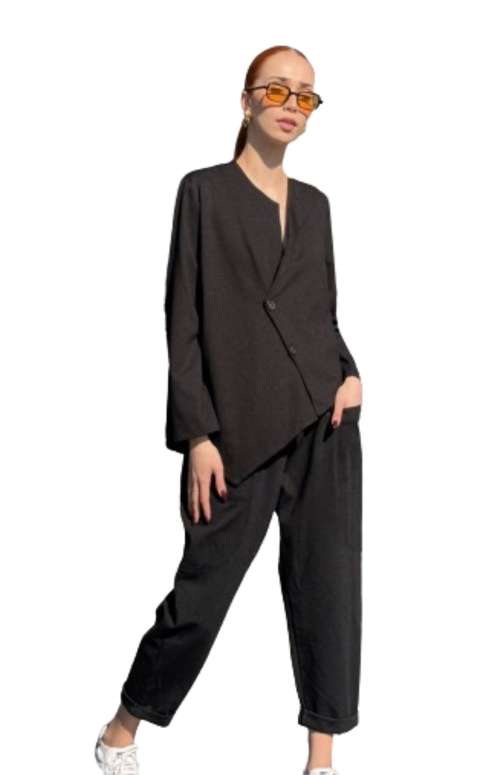 ASYMMETRICAL SET