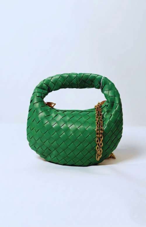 WOVEN SMALL HAND BAG