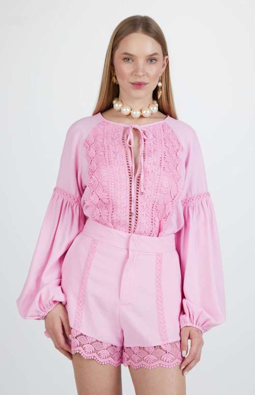 V-NECK BLOUSE