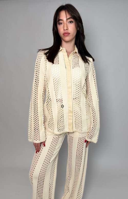 SHIRT WITH LINEN DETAILS