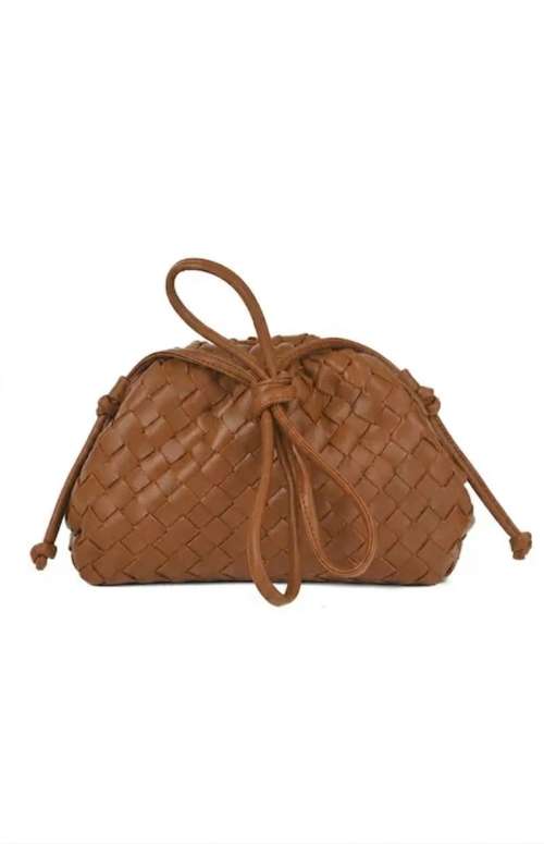 WOVEN SMALL CROSS BODY BAG