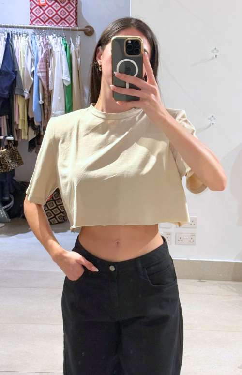 CROP T-SHIRT WITH SHOULDER PADS
