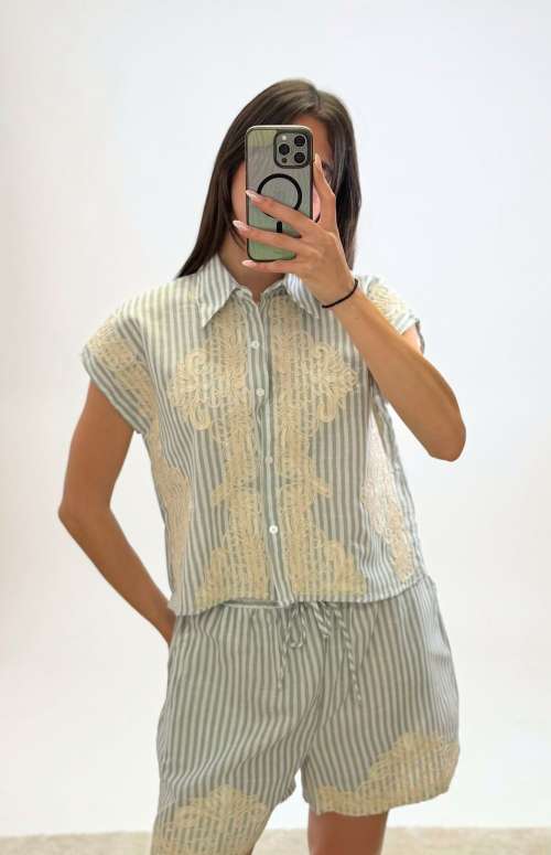 CO-ORD STRIPED WITH EMBROIDERY DETAILS