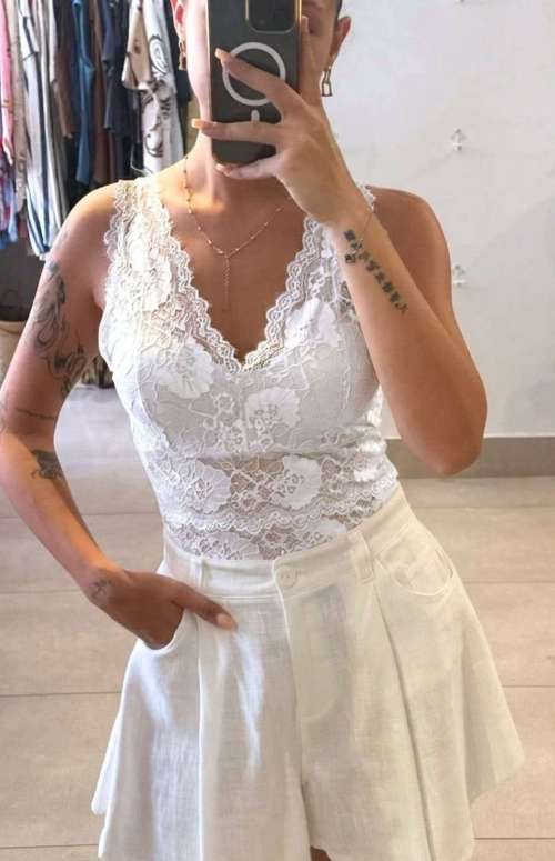 LACE TOP