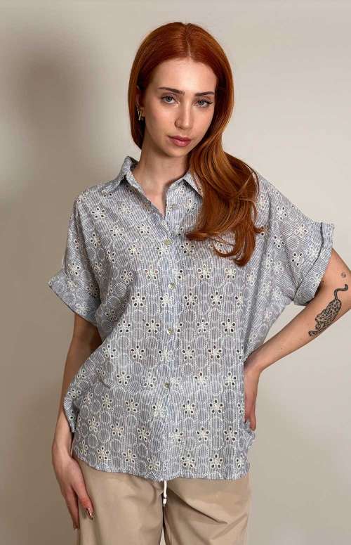 SHIRT WITH FLOWERS