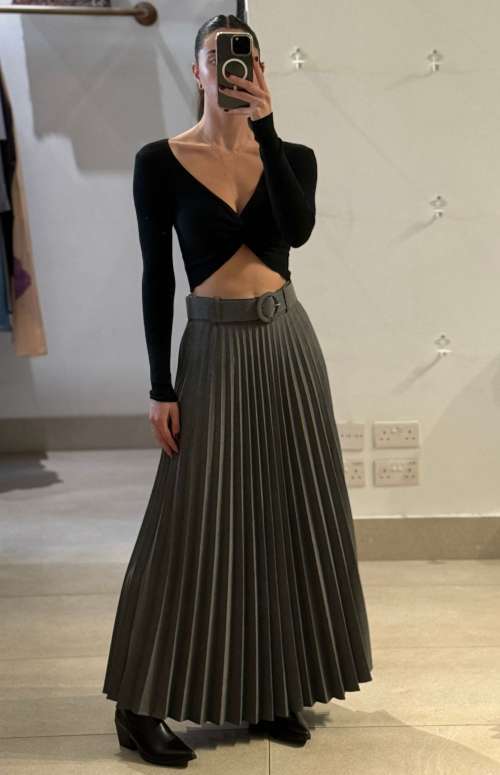 PLEATED MAXI SKIRT WITH BELT