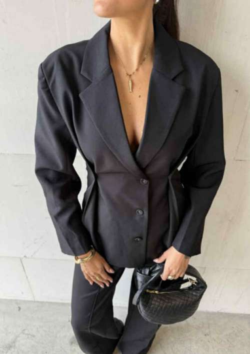 DOUBLE BREASTED BLAZER