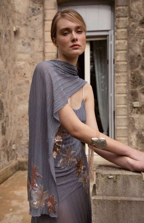 SEAZE SHAWL | SEQUINED FLORAL APPLIQUE
