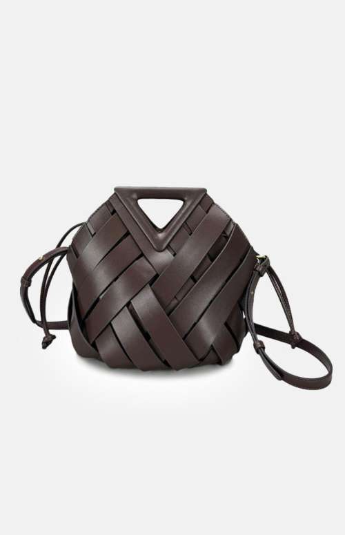 LEATHER BUCKET TOTE BAG