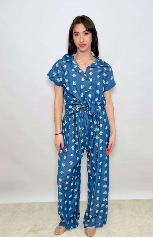CO-ORD DENIM LIKE | SMALL EMBROIDERED FLOWERS