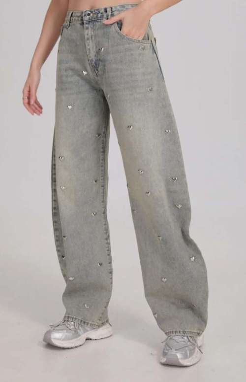 DENIM TROUSERS WITH METALLIC HEARTS