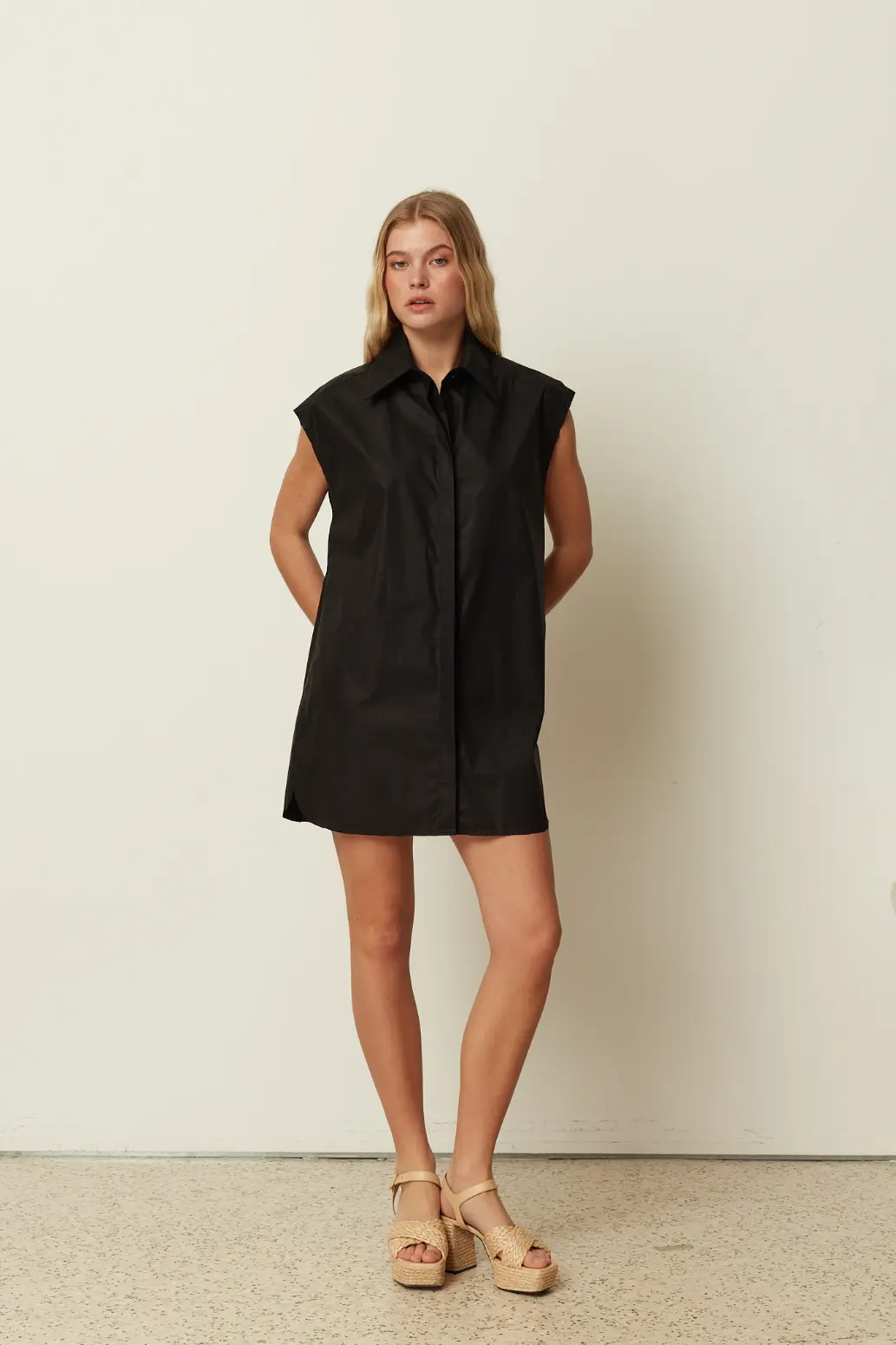 SHIRTDRESS