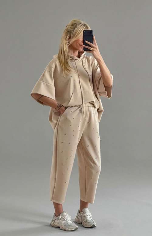 CO-ORD CRYSTAL EMBELLISHED TRACKSUIT