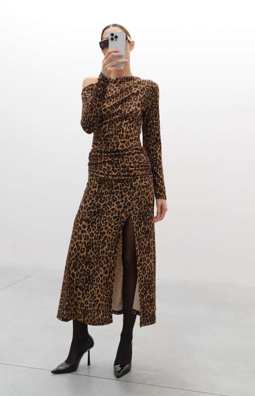 MIDI SKIRT WITH SLIT