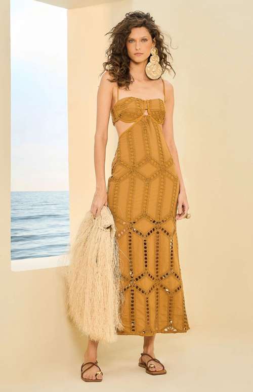 LONG DRESS WITH CUT OUT