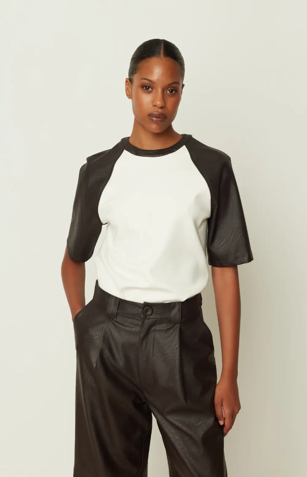 LEATHER LOOK SLEEVE T-SHIRT