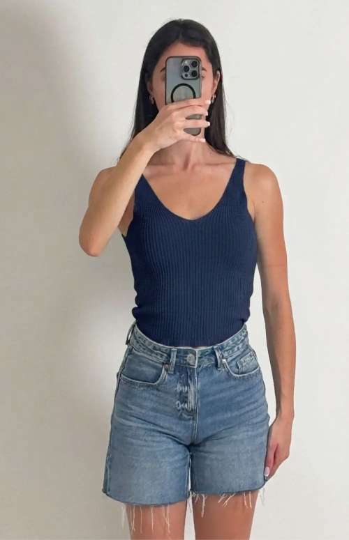 KNITTED V-NECK TANK TOP - NAVY BLUE