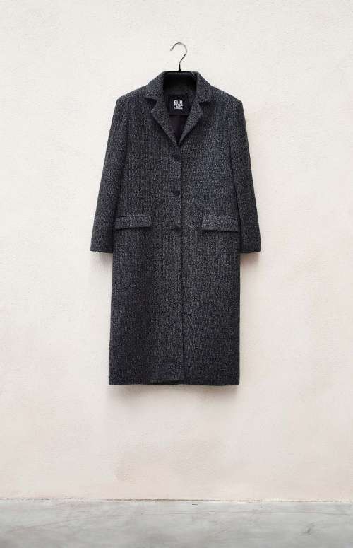 LONG-LINE COAT