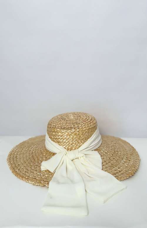 STRAW SUN HAT WITH BOW