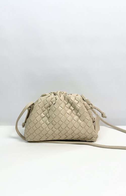 WOVEN CROSS BODY BAG