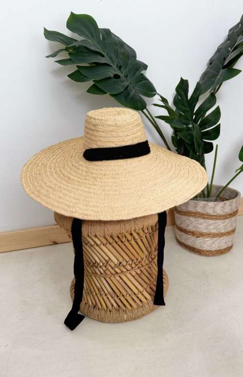 RAFFIA BRAIDED HAT WITH RIBBON